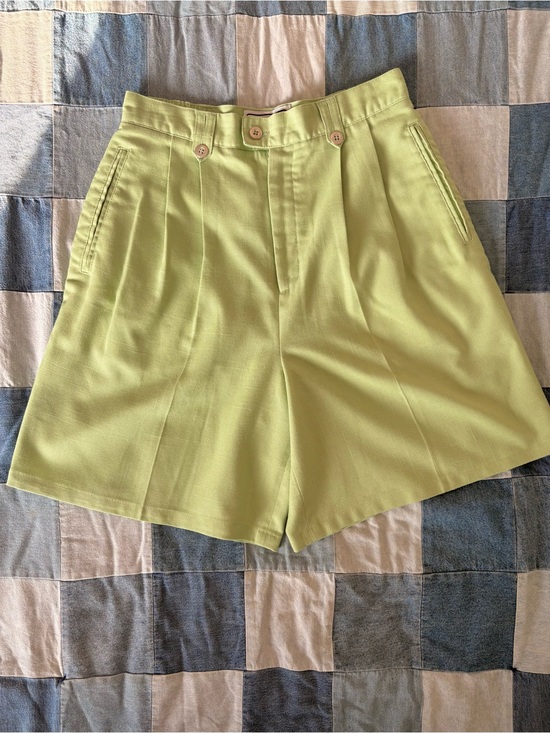 Lindor Pants - Vintage Lightweight Green Pleated High Waisted Shorts
